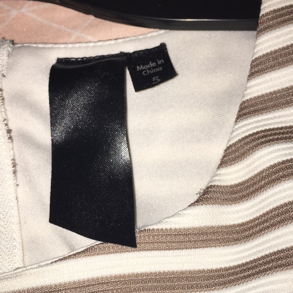 Dress - Picture 2 of 3